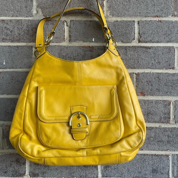 Gorgeous Coach leather sunshine yellow handbag - Picture 2 of 11